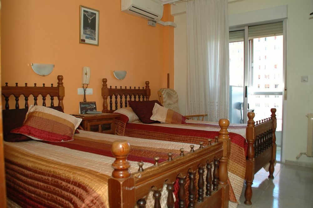 Hostal Ramon Y Cajal 바야돌리드 외부 사진
